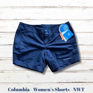 Columbia PFG Womens Coral Point II Shorts Navy Blue 6" Inseam Size Large NWT